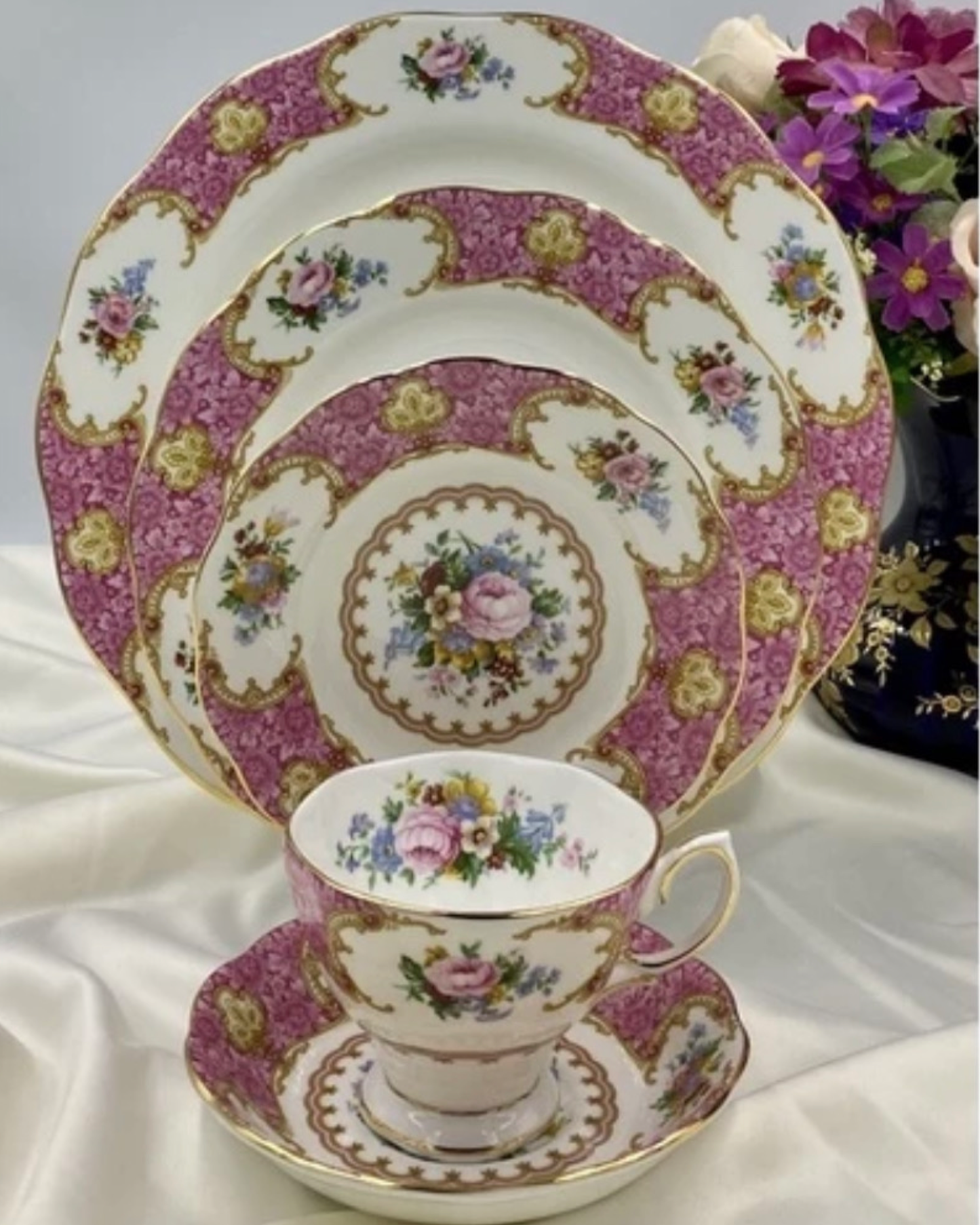 ROYAL ALBERT Lady Carlyle 5-Piece Place Setting