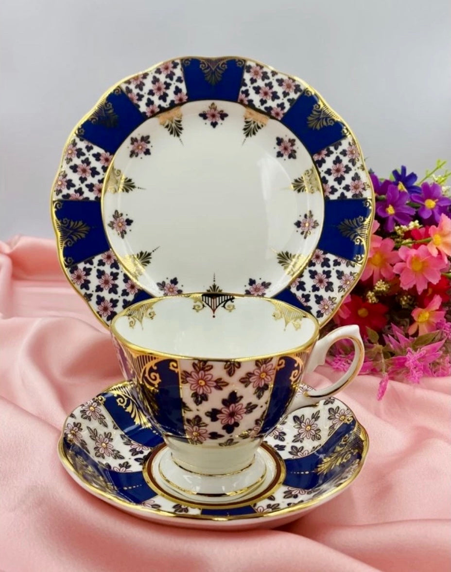 ROYAL ALBERT 100 Years Regency Blue 3pc Tea Set (1900s)