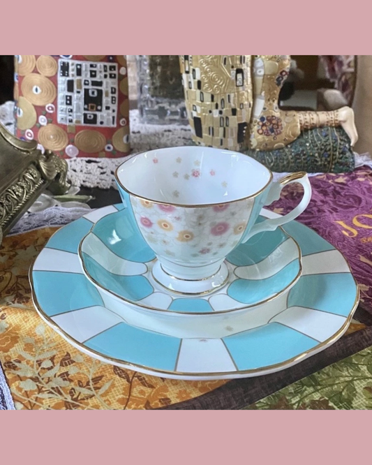ROYAL ALBERT 100 Years 1930 Mint Deco 3pc Set
