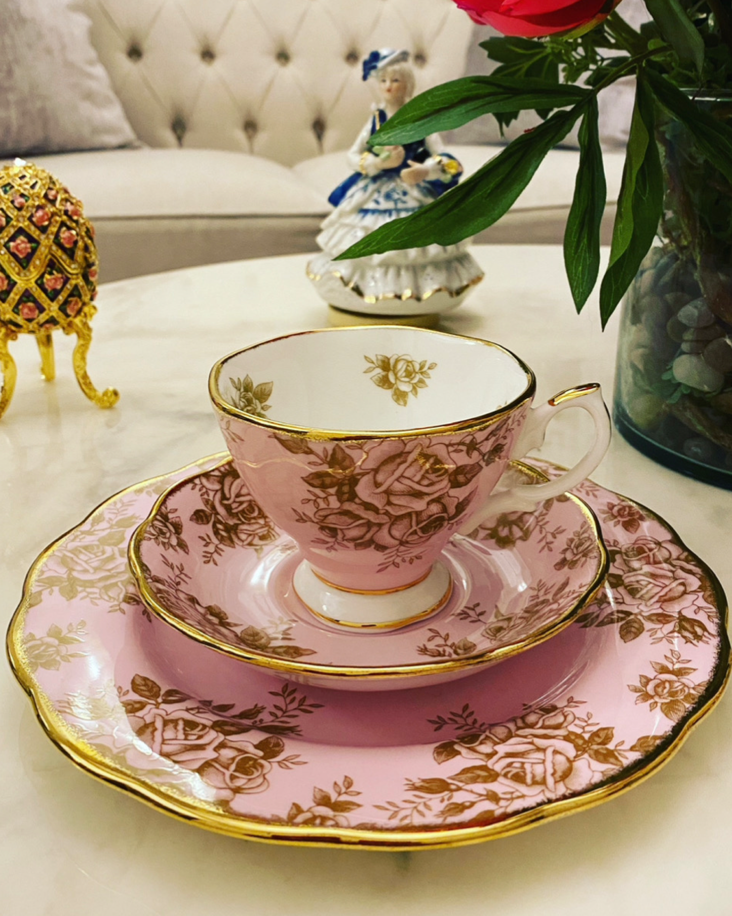 ROYAL ALBERT 100 Years 1960 Golden Rose 3pc. Set
